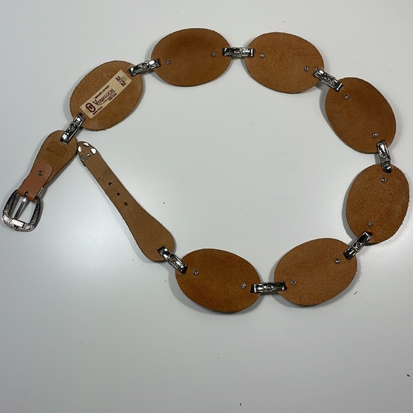 VINTAGE VERMILLION Leather bohemian cowboy belt, Size M - Picture 8 of 10